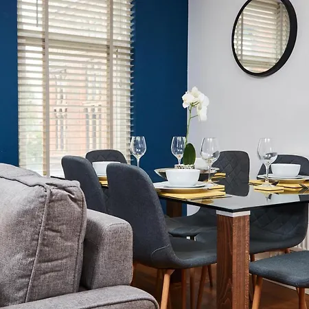 Stunning City Centre 3 Bed, 3 Bath - Sleeps 8! Appartamento *