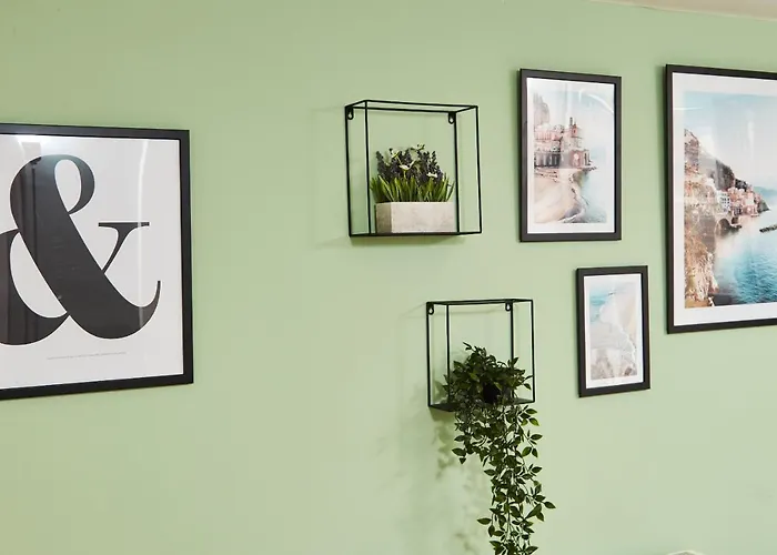 Stunning City Centre 3 Bed, 3 Bath - Sleeps 8! Leeds